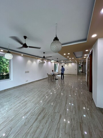 Balcony in 4 BHK Builder Floor at Soami Nagar – for Rent