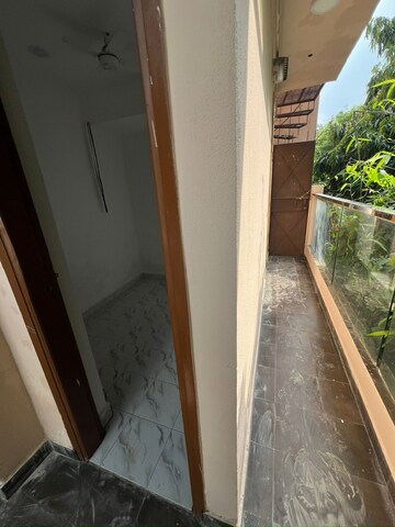 Balcony in 4 BHK Builder Floor at Soami Nagar – for Rent