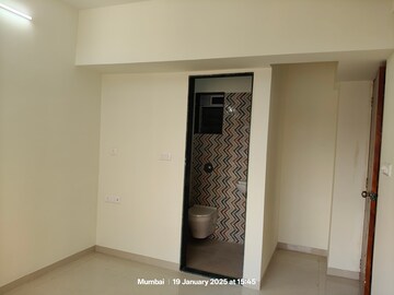 Room in 1 BHK Apartment at Natasha Atlantis, Vikhroli East – for Sale