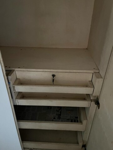 Furnished Amenities in 1 BHK Apartment at Sakal Nagar CHS, Aundh – for Rent