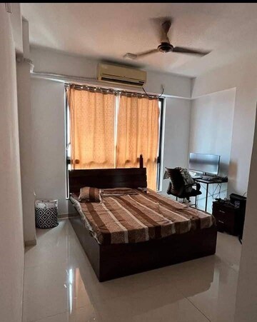 Bedroom in 2 BHK Apartment at Shantee Sunshine Sapphire, Vasai East – for Sale