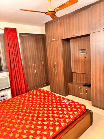 Bedroom in 2 BHK Apartment at Unitech Uniworld Gardens 2, Sector 47 – for Rent