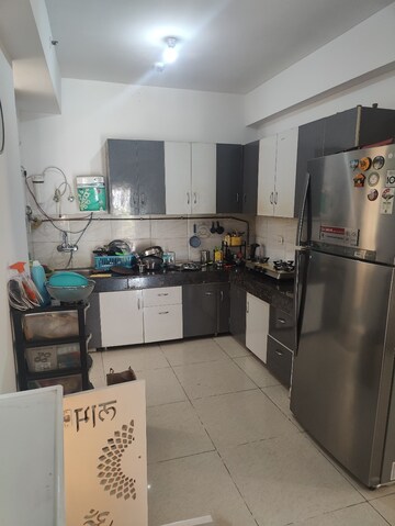 Kitchen in 3.5 BHK Apartment at Amrapali Terrace Homes, Tech Zone 4 Greater Noida – for Rent