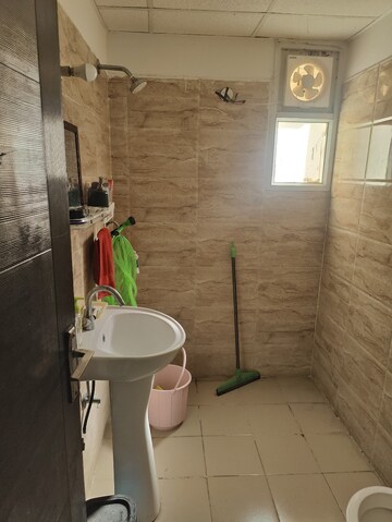 Bathroom in 3.5 BHK Apartment at Amrapali Terrace Homes, Tech Zone 4 Greater Noida – for Rent