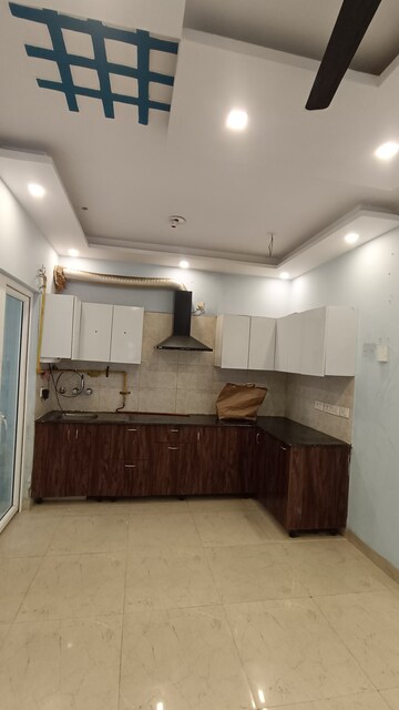 Living Room in 3 BHK Apartment at Saviour Park, Mohan Nagar – for Rent