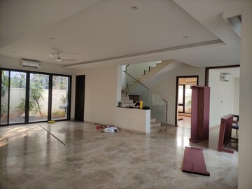 Room in 3.5 BHK Villa at Ace Casablanca, Kokapet – for Rent