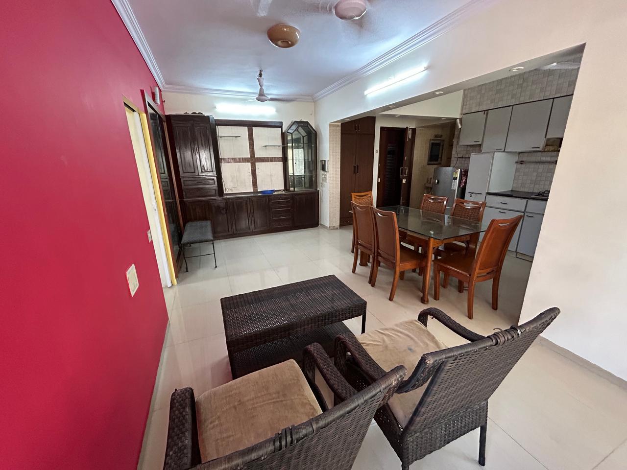 2 BHK Apartment For Sale in Raheja Complex