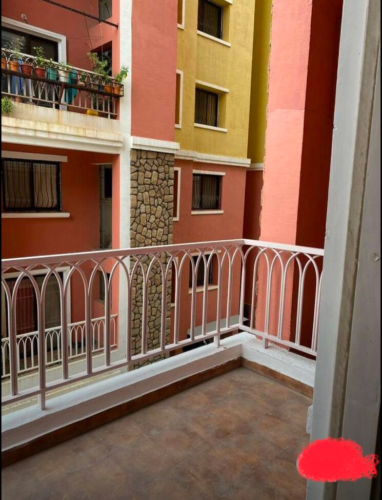 Balcony, atul-western-hills-phase-2 2.5 Bedroom 1000 Sq.Ft. Apartment In Baner Pune 8094687