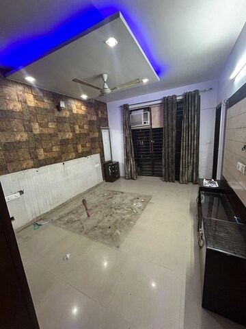 Kitchen in 3 BHK Apartment at Omaxe Heights, Sector 86 – for Rent