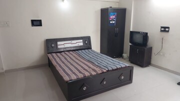 Bedroom in 1 BHK Apartment at Amanora Metro Tower, Hadapsar – for Rent