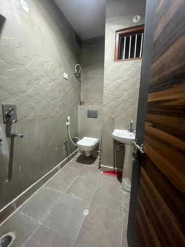 Bathroom in 3 BHK Builder Floor at Dwarka Mor – for Rent