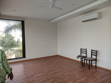 Room in 4 BHK Villa at Kokapet – for Rent