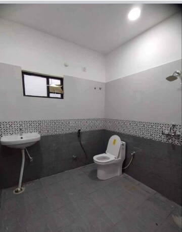 Team Area in 3 BHK Independent House at Boriyakhurd – for Sale