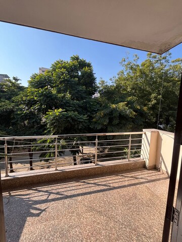 Balcony in 1 RK Builder Floor at Sector 47 – for Rent