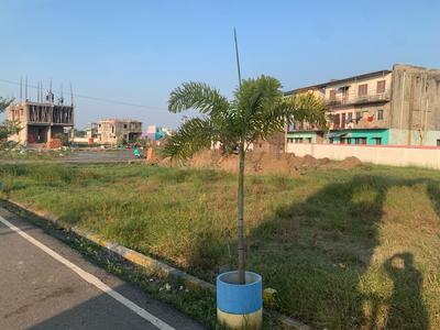 Plot For Sale in Krishna Colony Chandosh 