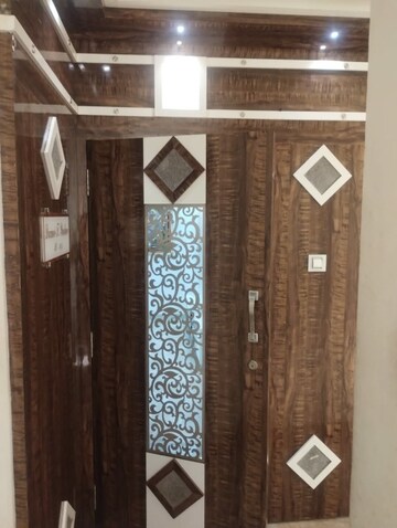 Furnished Amenities in 2 BHK Apartment at Raj Heritage, Borivali West – for Rent