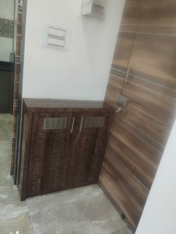 Room in 2 BHK Apartment at Raj Heritage, Borivali West – for Rent