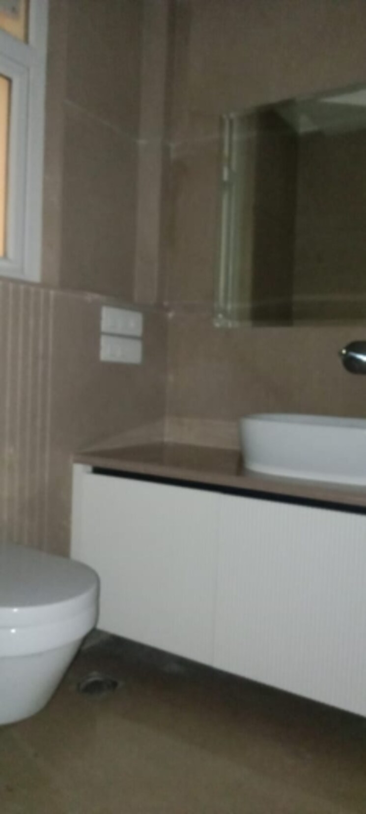 Bathroom, new friends colony 5 Bedroom 500 Sq.Yd. Independent House In New Friends Colony Delhi 8094786