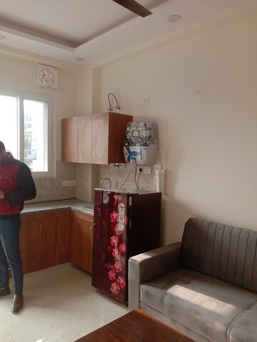 Bedroom in 1 BHK Builder Floor at Sector 38 – for Rent