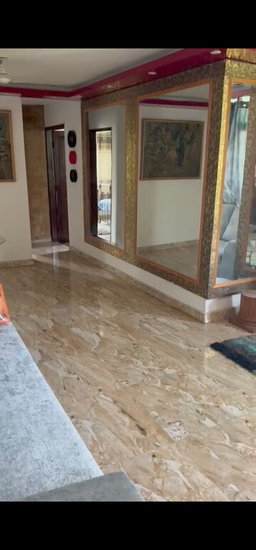 Room in 2 BHK Builder Floor at Panchsheel Park – for Rent