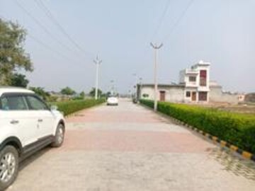  Plot – Exterior View View at Sikandrabad - for Sale