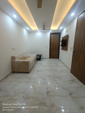 Room in 2 BHK Builder Floor at Sector 47 – for Rent