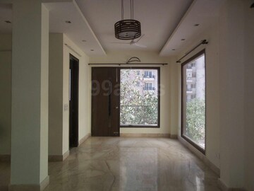 Room in 3 BHK Builder Floor at Eros Rosewood City, Sector 49 – for Rent