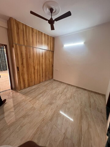 Room in 2 BHK Builder Floor at Sector 47 – for Rent