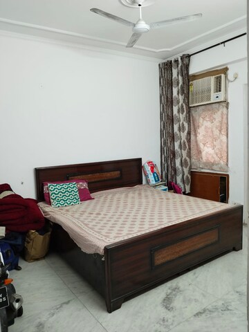 Bedroom in 3 BHK Apartment at Gokul Apartments Faridabad, Sector 45 – for Rent