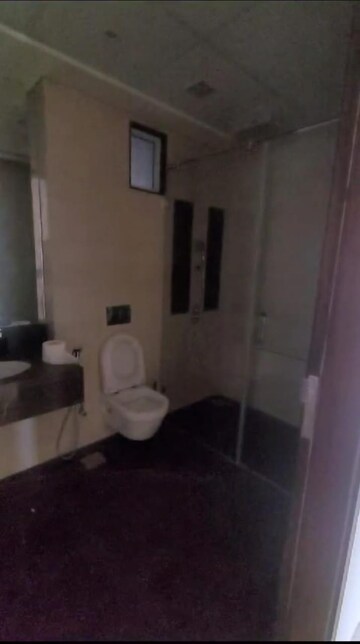Bathroom in 3 BHK Apartment at Lokhandwala Infrastructure Minerva, Mahalaxmi – for Rent