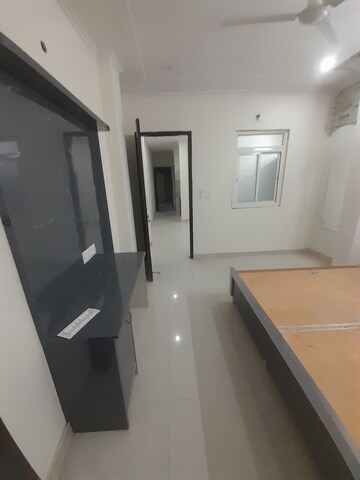Kitchen in 1 BHK Builder Floor at DLF City Phase III, Sector 24 – for Rent
