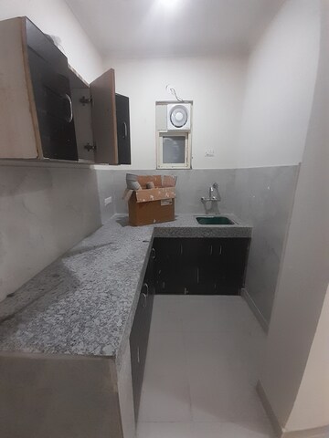 Kitchen in 1 BHK Builder Floor at DLF City Phase III, Sector 24 – for Rent