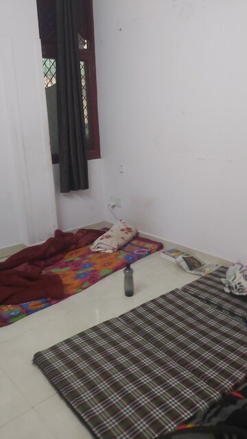 Bedroom in 1.5 BHK Builder Floor at Mayur Vihar – for Sale