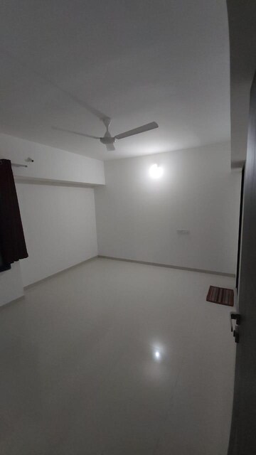 Room in 2 BHK Apartment at Unique Legacy Royale, Keshav Nagar – for Rent