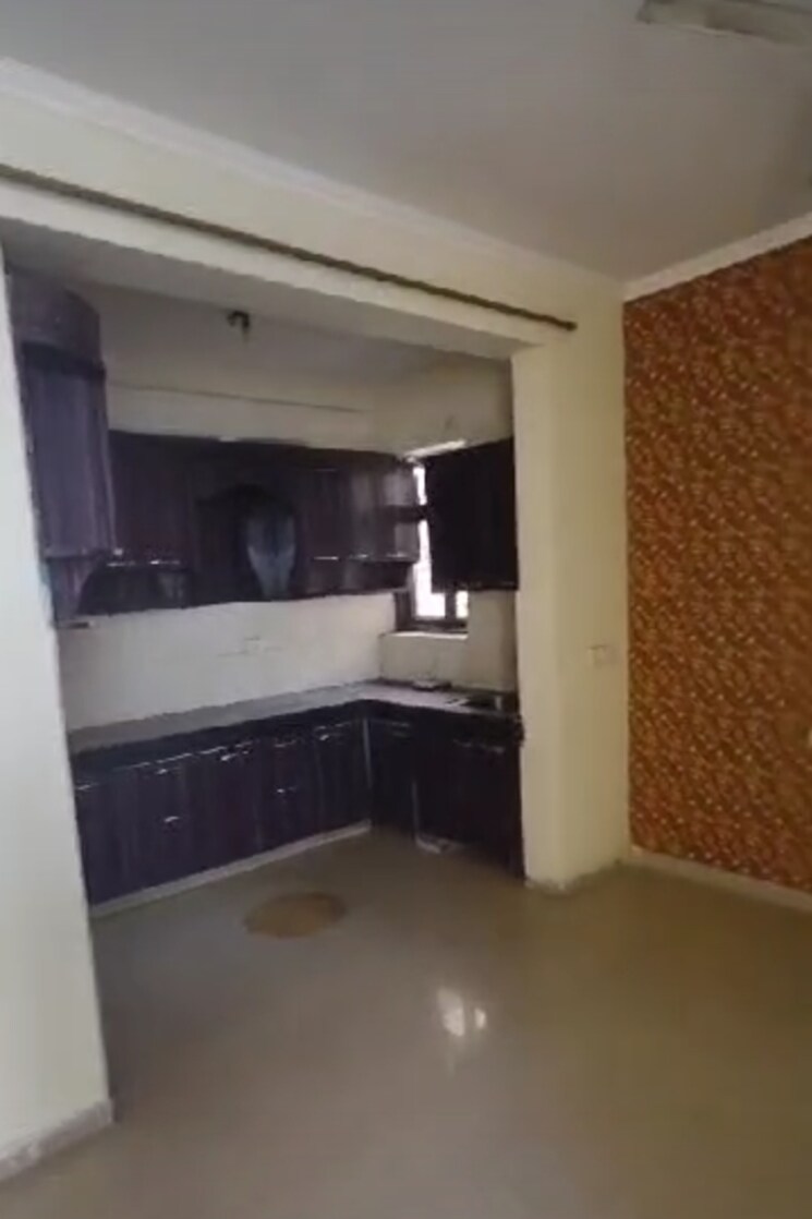 Kitchen, high-end-paradise-ii 3 Bedroom 1175 Sq.Ft. Apartment In Raj Nagar Extension Ghaziabad 8094972