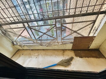 Balcony in 2 BHK Apartment at Seawoods – for Rent