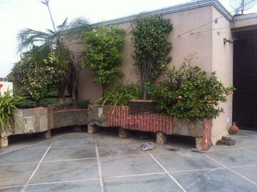 4 BHK Builder Floor – Exterior View View at Panchsheel Park - for Rent