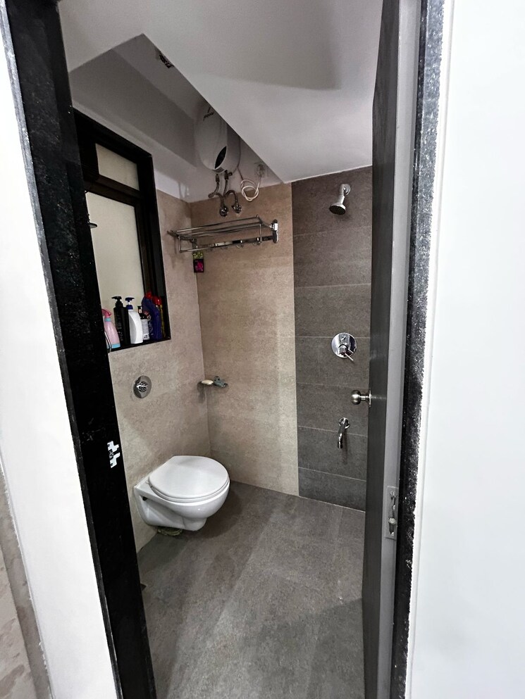 Bathroom, chandak-next 1 Bedroom 342 Sq.Ft. Apartment In Borivali East Mumbai 8094996