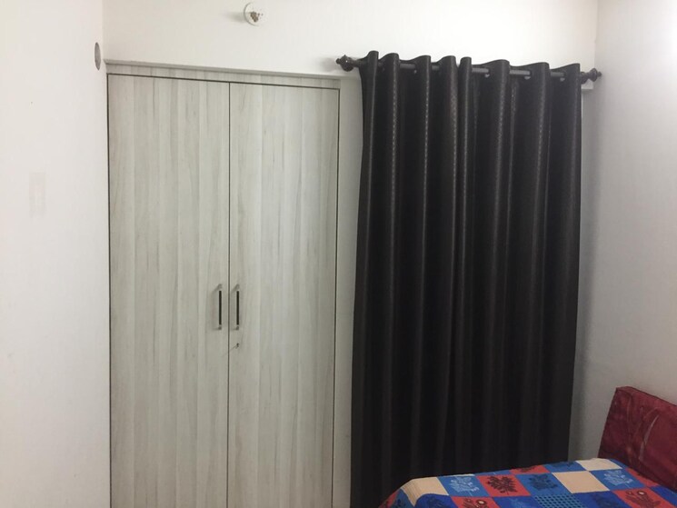 Bedroom, godrej-emerald 1.5 Bedroom 530 Sq.Ft. Apartment In Ghodbunder Road Thane 8095021