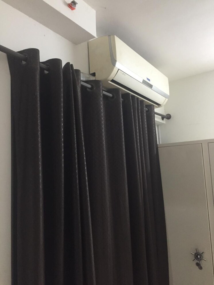 Bedroom, godrej-emerald 1.5 Bedroom 530 Sq.Ft. Apartment In Ghodbunder Road Thane 8095021