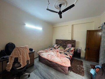 Bedroom in 2.5 BHK Independent House at Sector 46 – for Rent