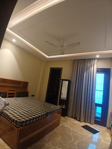 Bedroom in 3 BHK Builder Floor at Shivalik Colony – for Rent