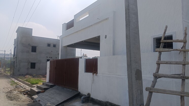 undefined, bathlapalli 1 Bedroom 800 Sq.Ft. Villa In Bathlapalli Hosur 8095053