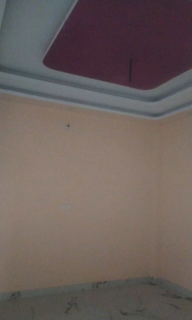 Room, indira nagar 3 Bedroom 710 Sq.Ft. Villa In Indira Nagar Lucknow 8095064