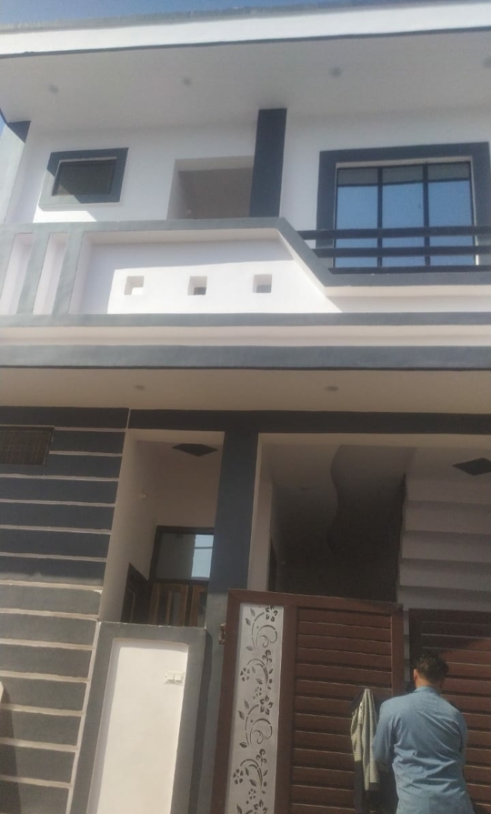 3 BHK + Extra Room Villa For Sale in Shivpuri Villa