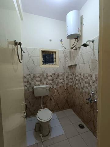Bathroom in 6+ BHK Builder Floor at Kanaka Nagar – for Sale