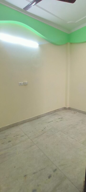 Room in 4 BHK Independent House at RWA Apartments Sector 47, Sector 47 – for Rent