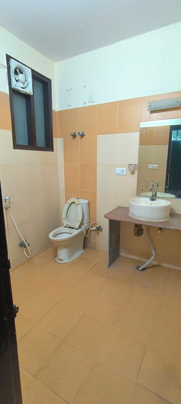 Bathroom in 4 BHK Independent House at RWA Apartments Sector 47, Sector 47 – for Rent