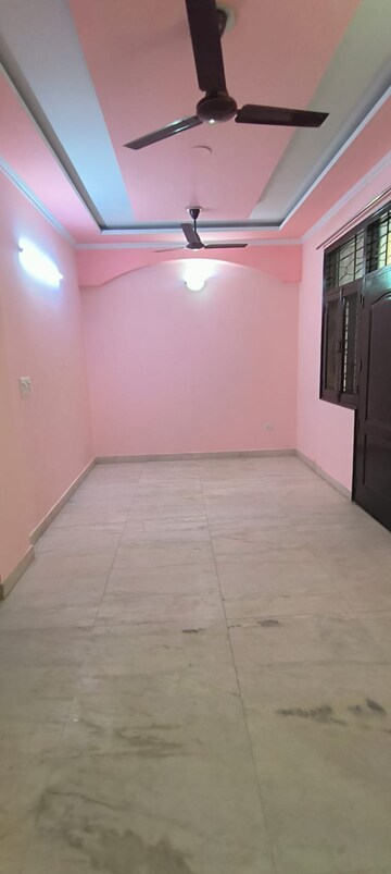 Room in 4 BHK Independent House at RWA Apartments Sector 47, Sector 47 – for Rent