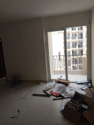 Room in 2 BHK Apartment at Signature Global Synera, Sector 81 – for Rent